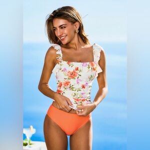 NWT 🧡 Cupshe Floral Tankini 2 piece